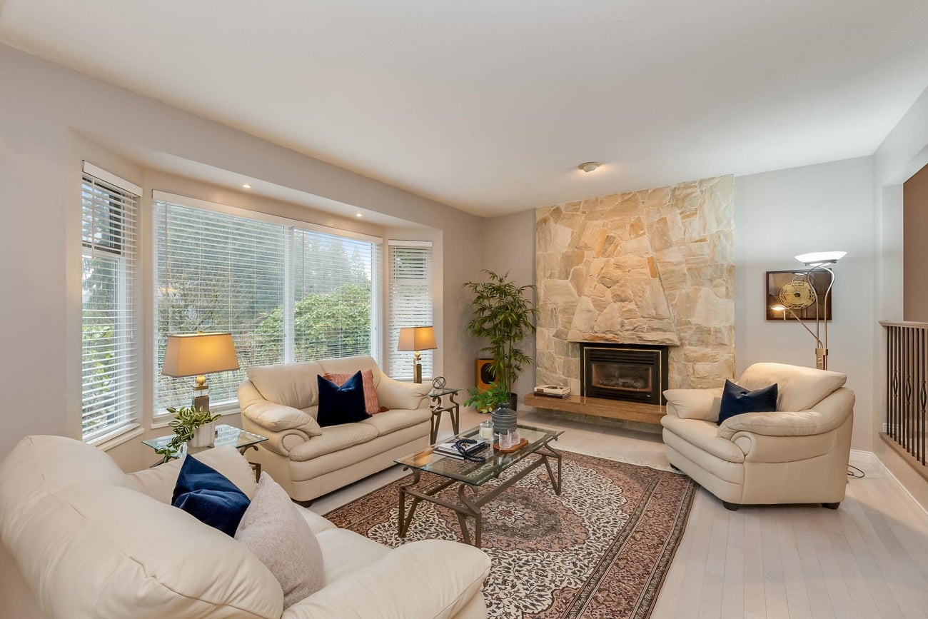 2419 Shawna Way - Central Coquitlam Single Family Residence for Sale, 4 Bedrooms (R3100849)# - 3