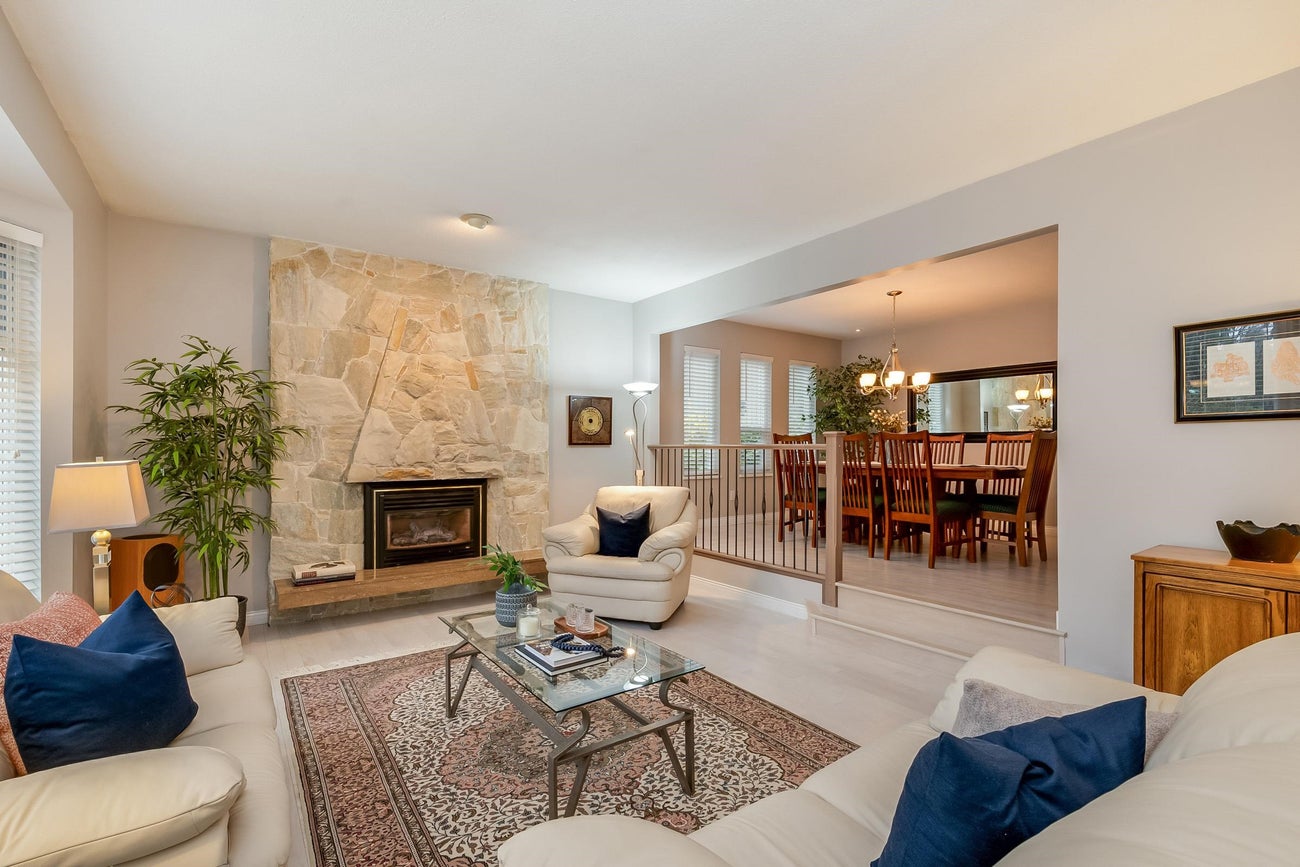 2419 Shawna Way - Central Coquitlam Single Family Residence for Sale, 4 Bedrooms (R3100849)# - 6