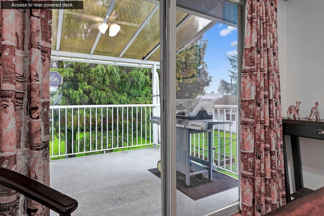 2120 Como Lake Avenue - Central Coquitlam Single Family Residence for Sale, 5 Bedrooms (R3100936)# - 16