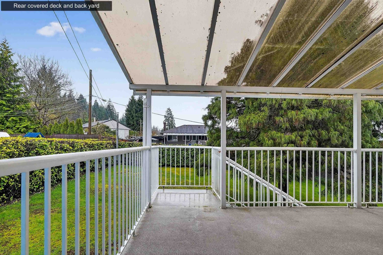 2120 Como Lake Avenue - Central Coquitlam Single Family Residence for Sale, 5 Bedrooms (R3100936)# - 17