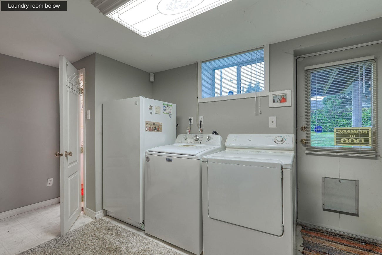 2120 Como Lake Avenue - Central Coquitlam Single Family Residence for Sale, 5 Bedrooms (R3100936)# - 23