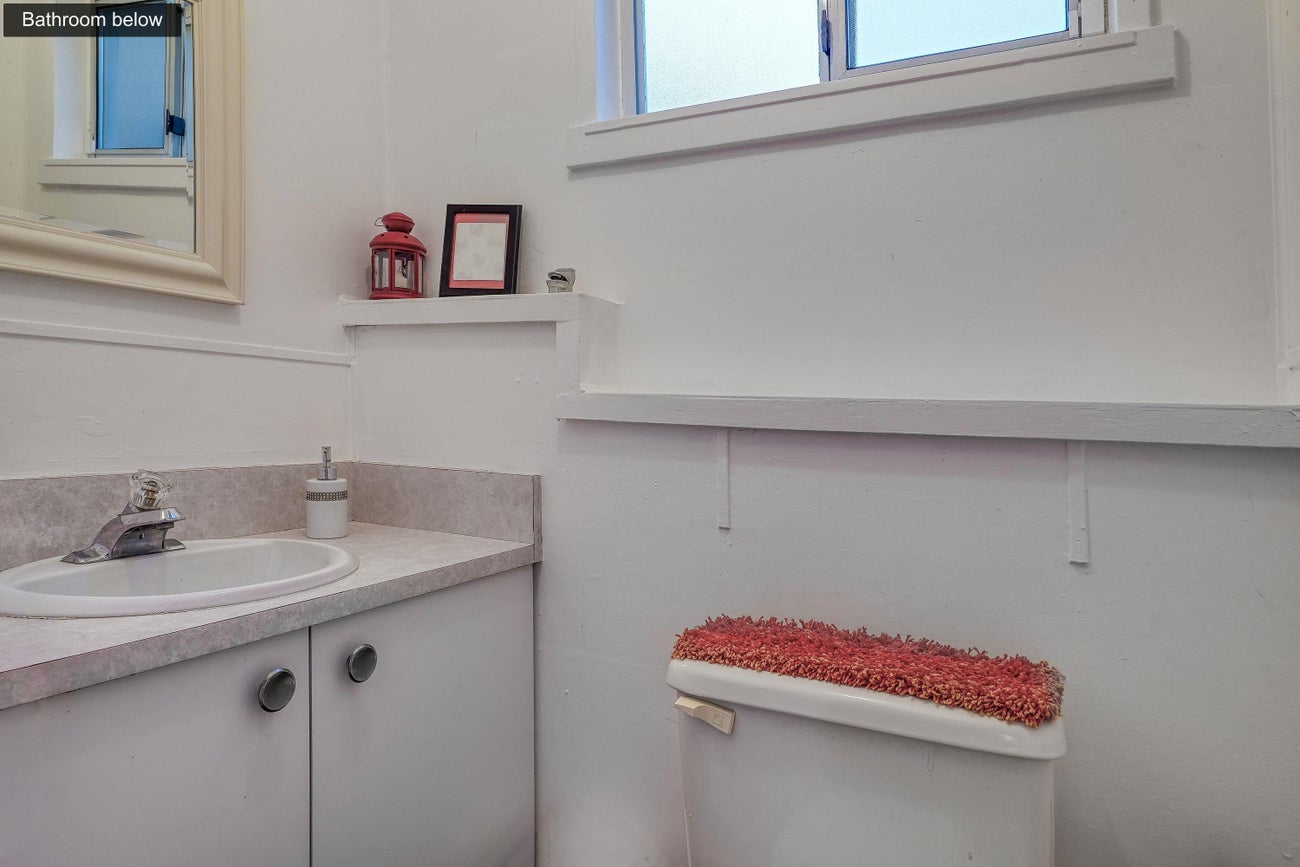 2120 Como Lake Avenue - Central Coquitlam single-family-residence for Sale, 5 Bedrooms (R3100936)# - 25
