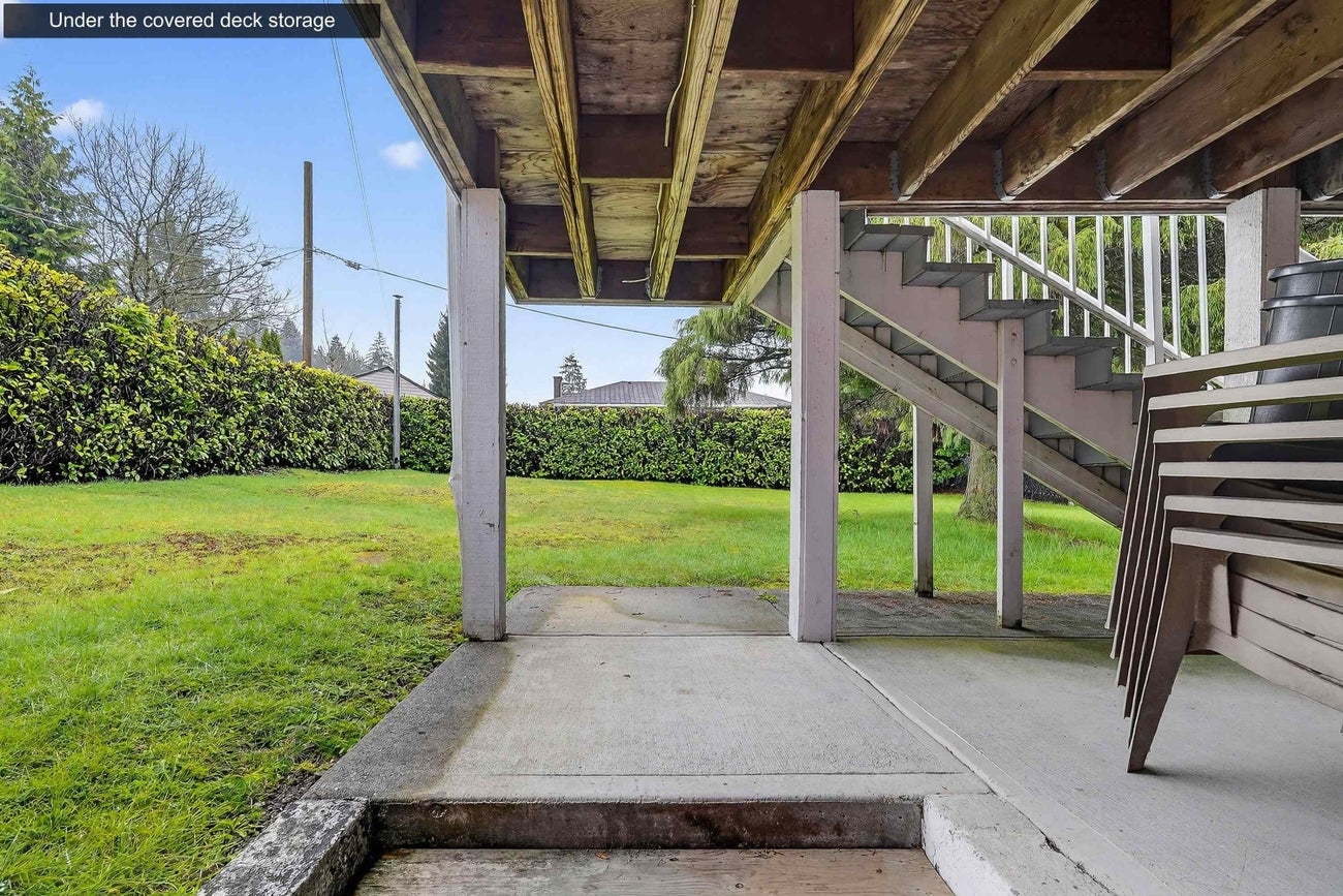 2120 Como Lake Avenue - Central Coquitlam Single Family Residence for Sale, 5 Bedrooms (R3100936)# - 32