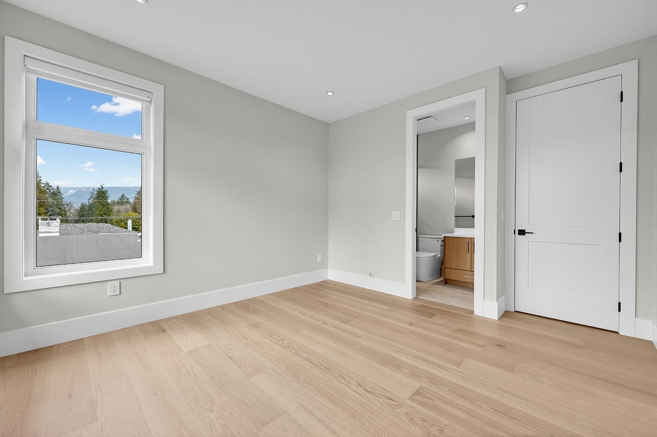 821 Prospect Street - Harbour Place Single Family Residence for Sale, 8 Bedrooms (R3100974)# - 32