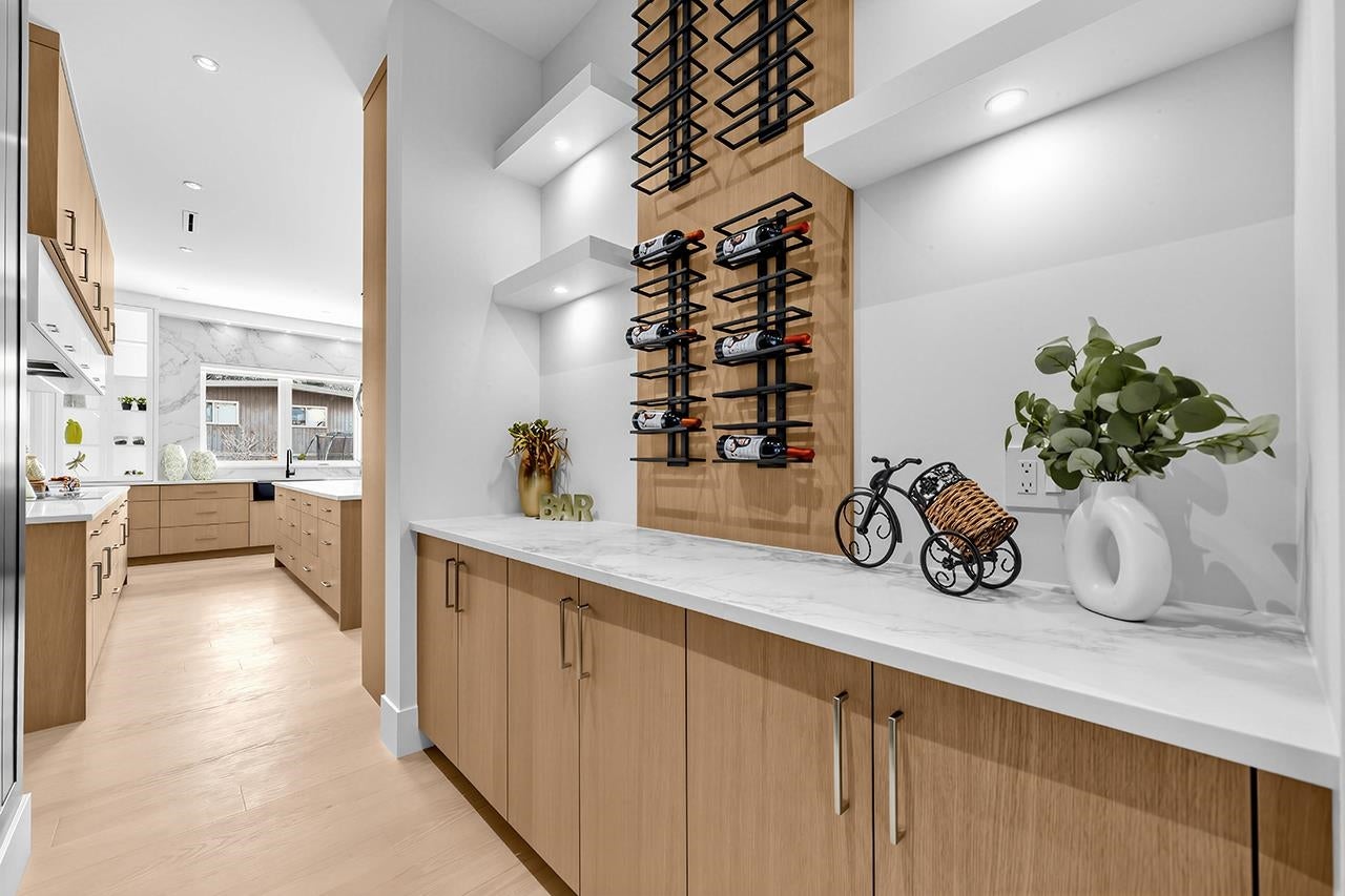 821 Prospect Street - Harbour Place Single Family Residence for Sale, 8 Bedrooms (R3100974)# - 9