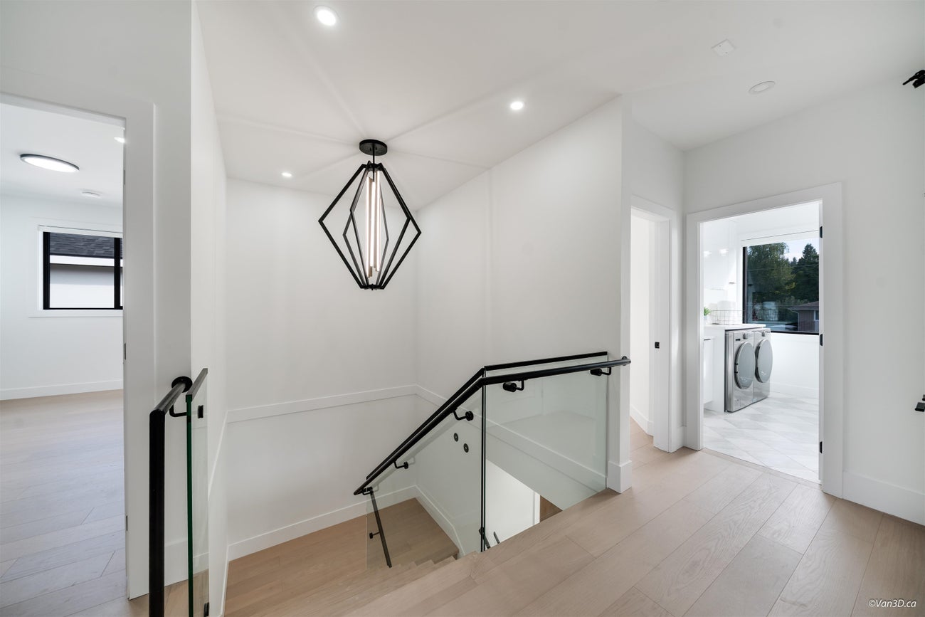 817 Cornell Avenue - Coquitlam West Single Family Residence for Sale, 8 Bedrooms (R3101336)# - 16