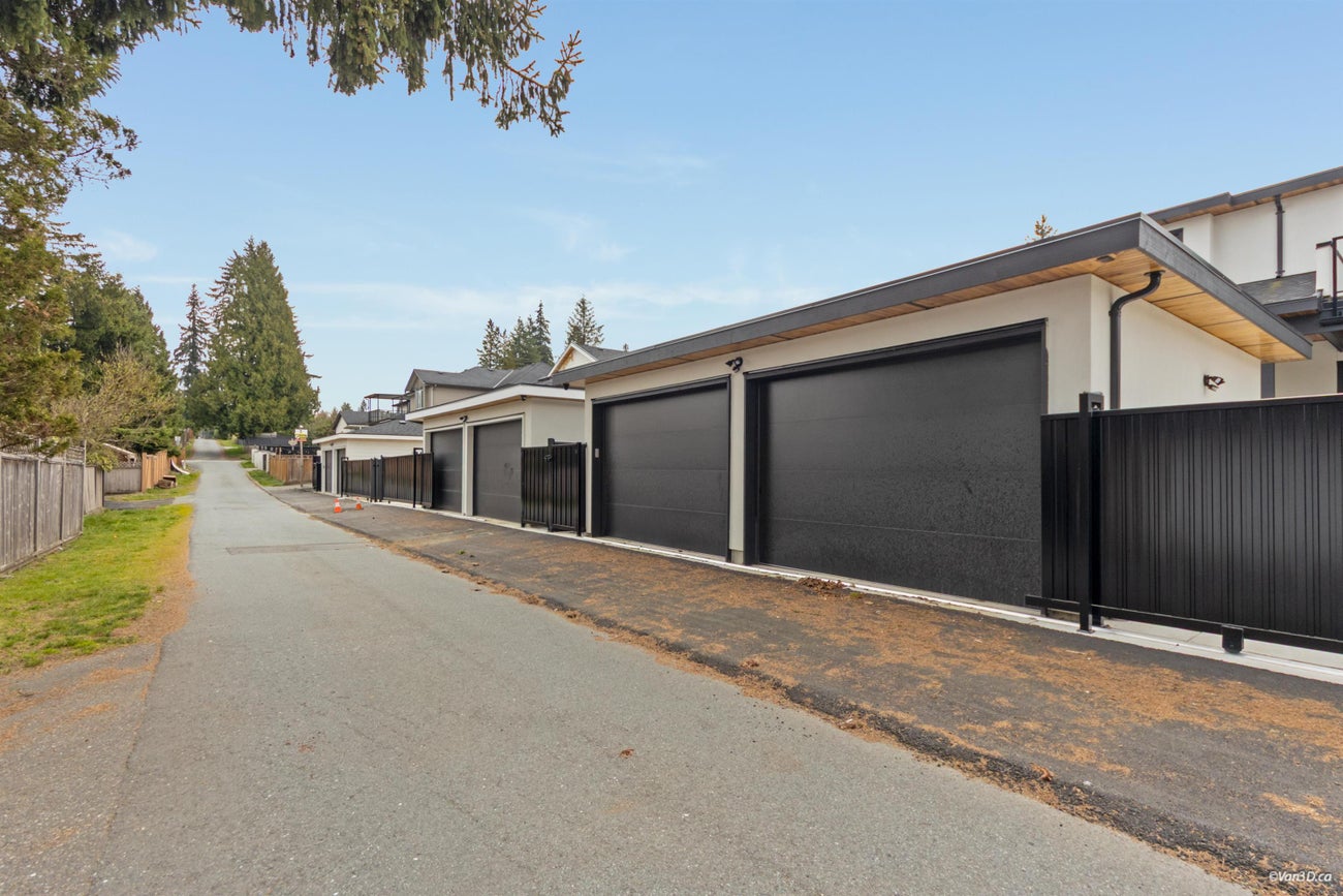 817 Cornell Avenue - Coquitlam West Single Family Residence for Sale, 8 Bedrooms (R3101336)# - 26