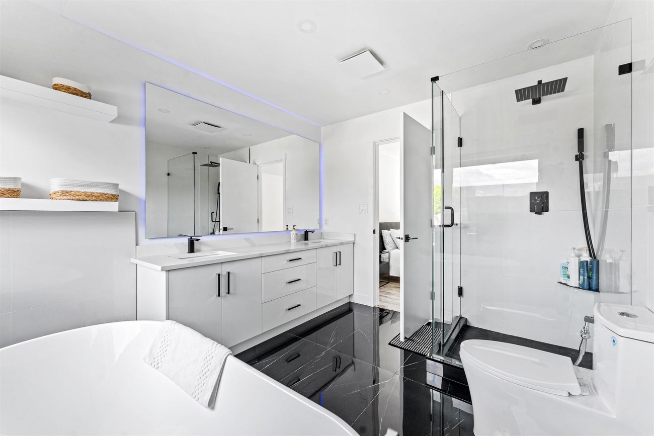 2799 Mara Drive - Coquitlam East Single Family Residence for Sale, 6 Bedrooms (R3101587)# - 16