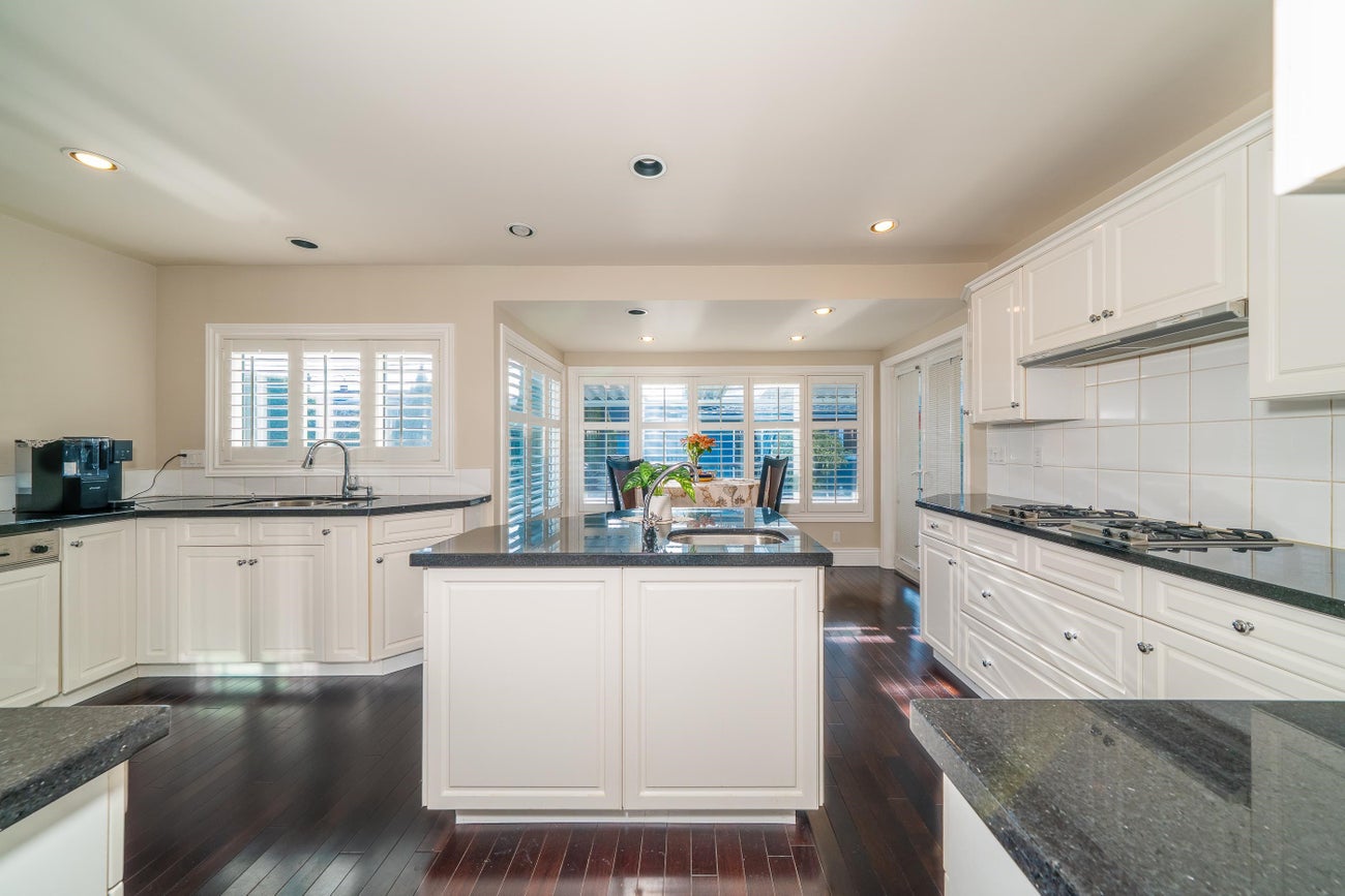 4824 Fairlawn Drive - Brentwood Park Single Family Residence for Sale, 6 Bedrooms (R3101604)# - 6