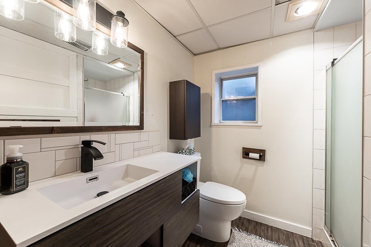 635 Midvale Street - Central Coquitlam Single Family Residence for Sale, 5 Bedrooms (R3102167)# - 22