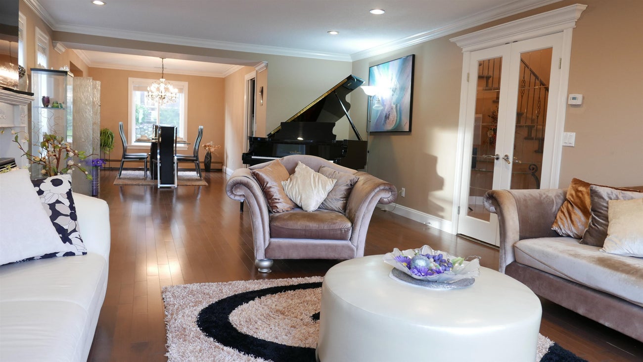 7625 Aubrey Street - Simon Fraser Univer. Single Family Residence for Sale, 5 Bedrooms (R3102282)# - 5