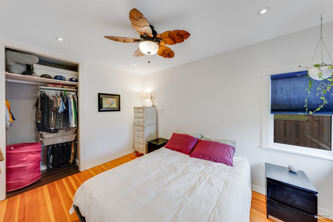 3726 Trinity Street - Vancouver Heights Single Family Residence for Sale, 4 Bedrooms (R3102451)# - 14