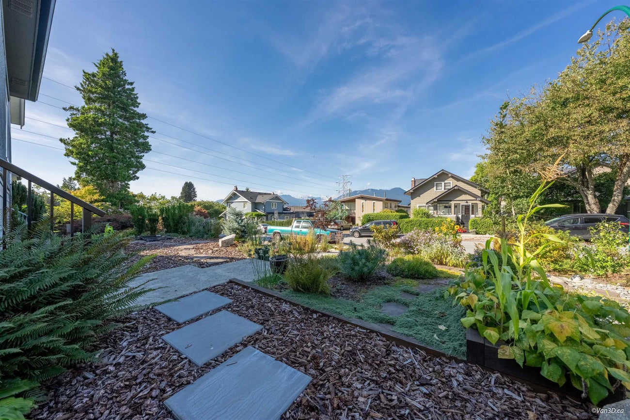 3726 Trinity Street - Vancouver Heights Single Family Residence for Sale, 4 Bedrooms (R3102451)# - 2