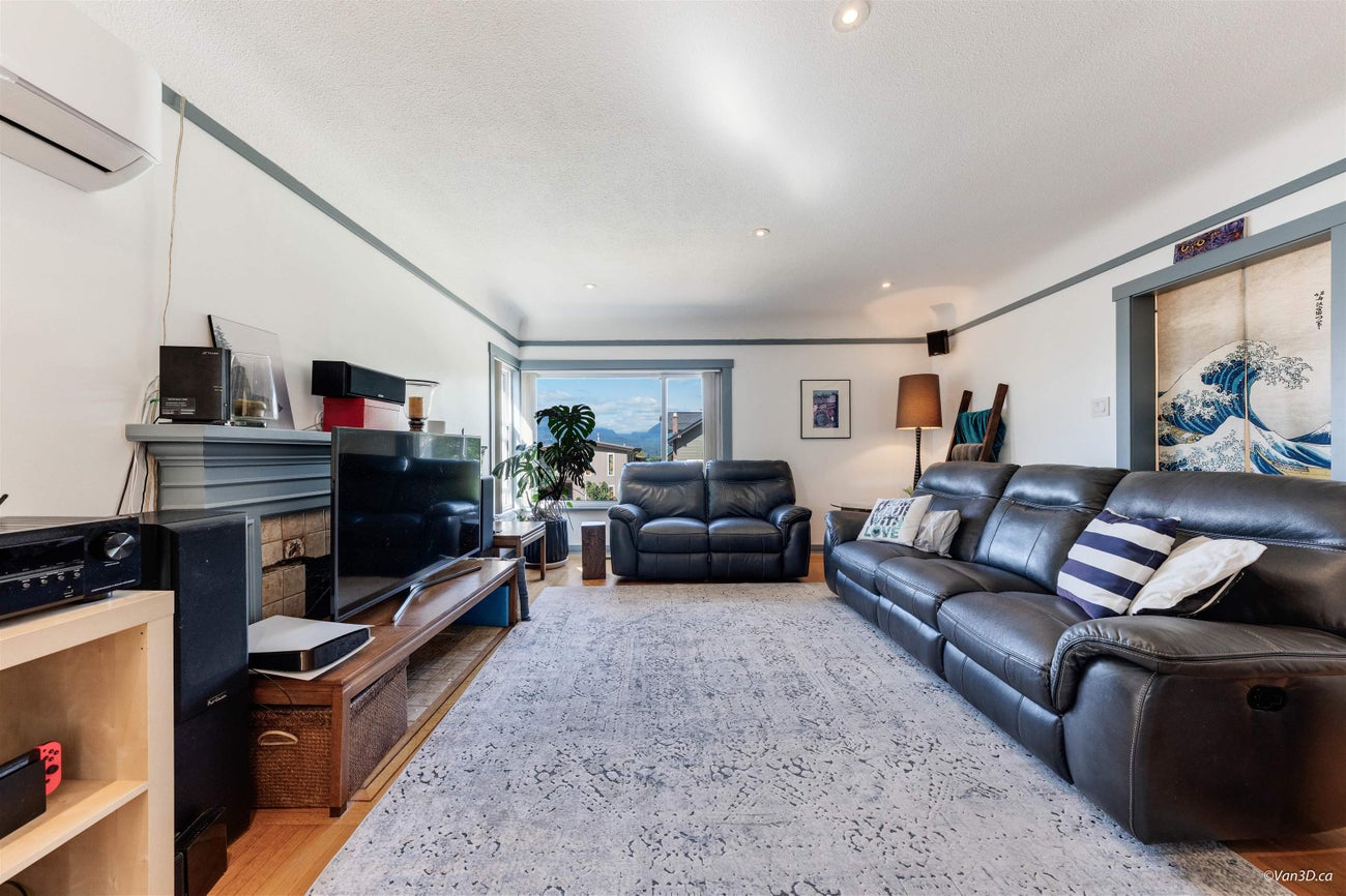 3726 Trinity Street - Vancouver Heights Single Family Residence for Sale, 4 Bedrooms (R3102451)# - 3