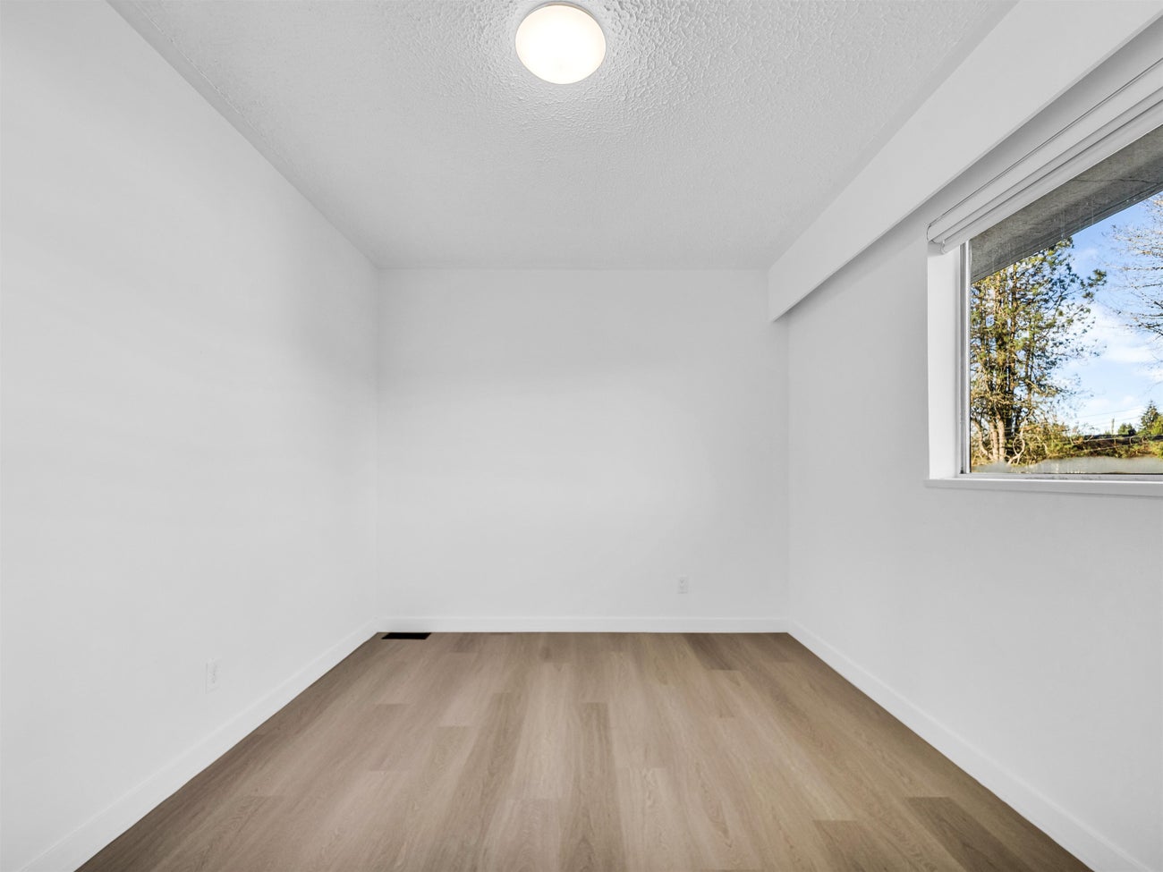 1640 Spray Avenue - Harbour Place Single Family Residence for Sale, 3 Bedrooms (R3102747)# - 10