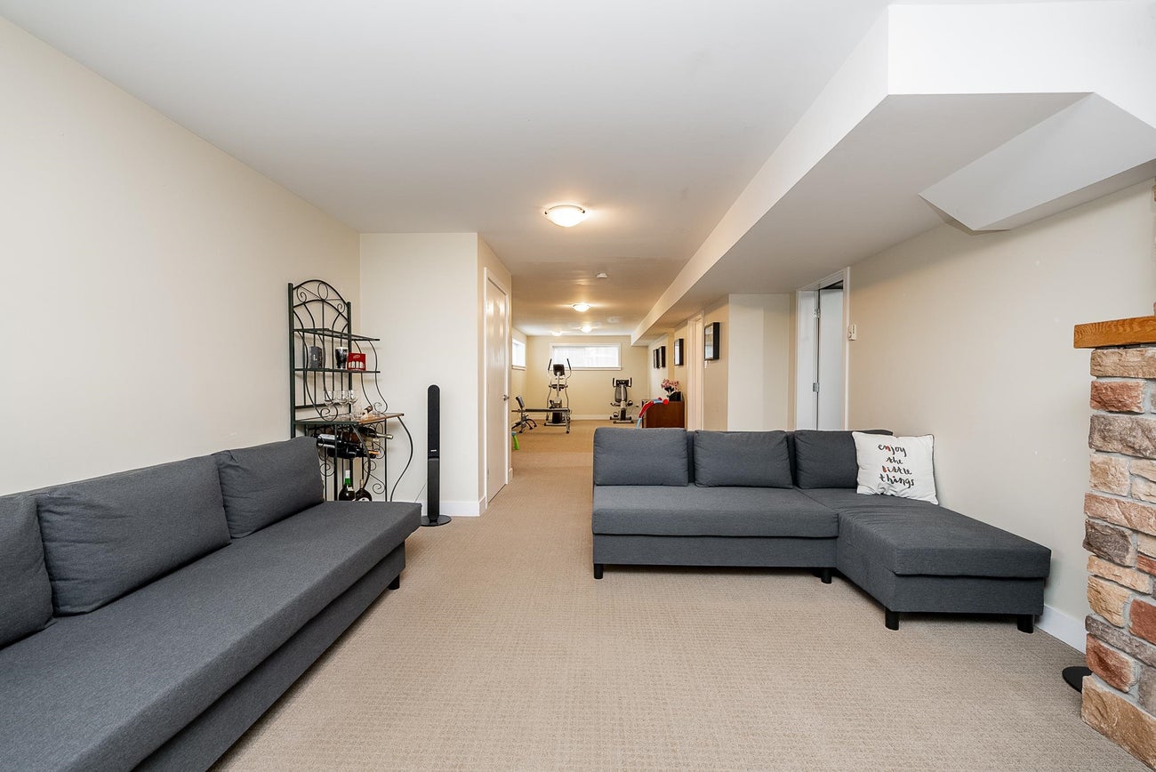 1771 Rideau Avenue - Central Coquitlam Single Family Residence for Sale, 3 Bedrooms (R3102983)# - 21