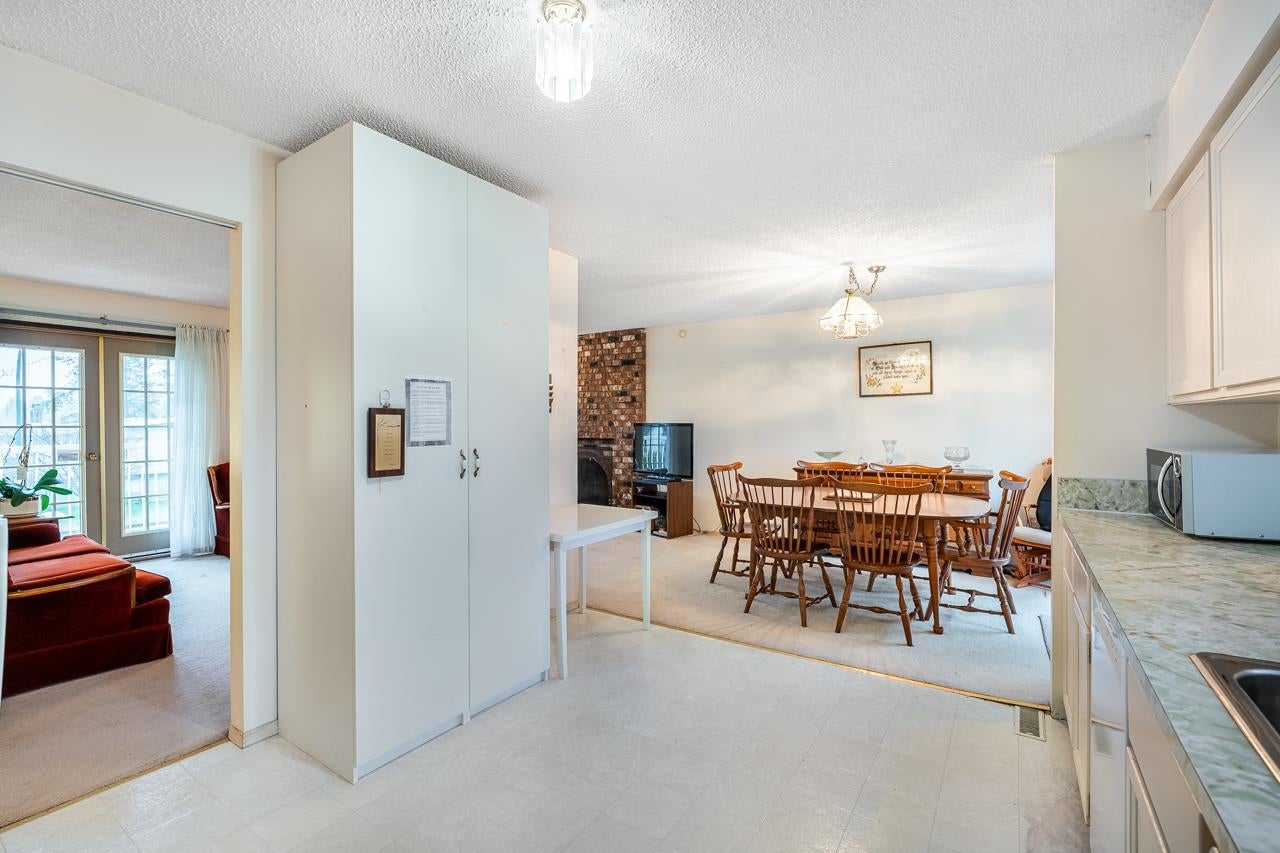 1632 Como Lake Avenue - Central Coquitlam Single Family Residence for Sale, 4 Bedrooms (R3103026)# - 12