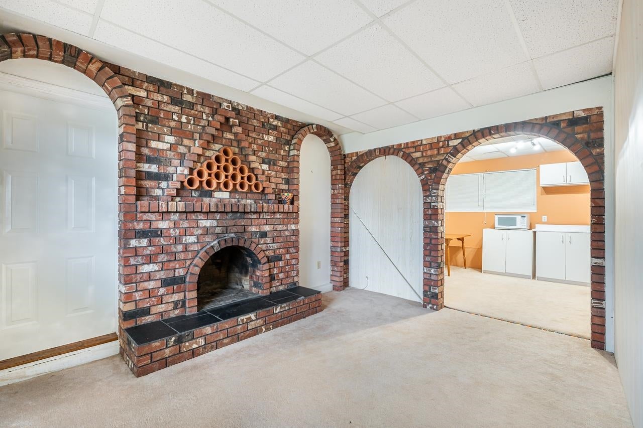 1632 Como Lake Avenue - Central Coquitlam Single Family Residence for Sale, 4 Bedrooms (R3103026)# - 26