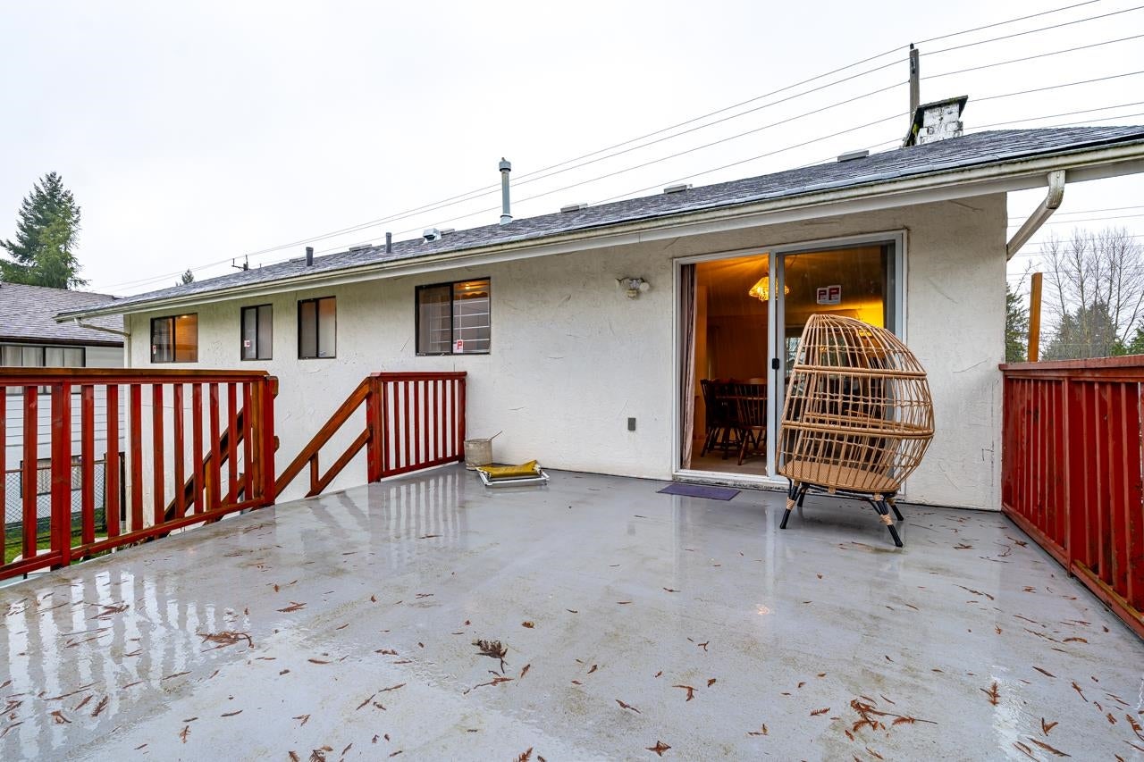 1632 Como Lake Avenue - Central Coquitlam Single Family Residence for Sale, 4 Bedrooms (R3103026)# - 33