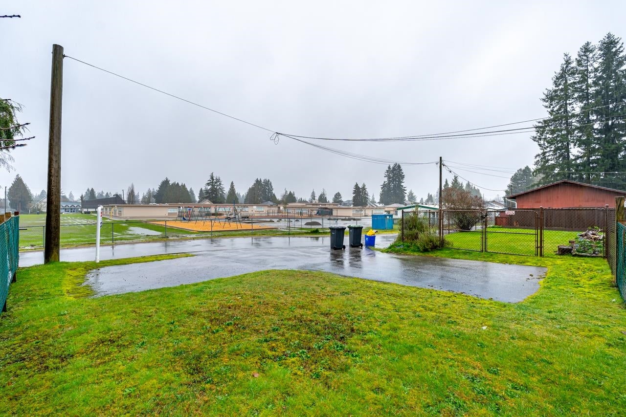 1632 Como Lake Avenue - Central Coquitlam Single Family Residence for Sale, 4 Bedrooms (R3103026)# - 38