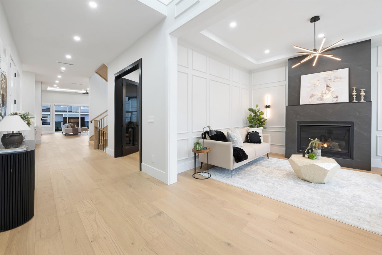 1846 Lemax Avenue - Central Coquitlam Single Family Residence for Sale, 9 Bedrooms (R3103207)# - 19