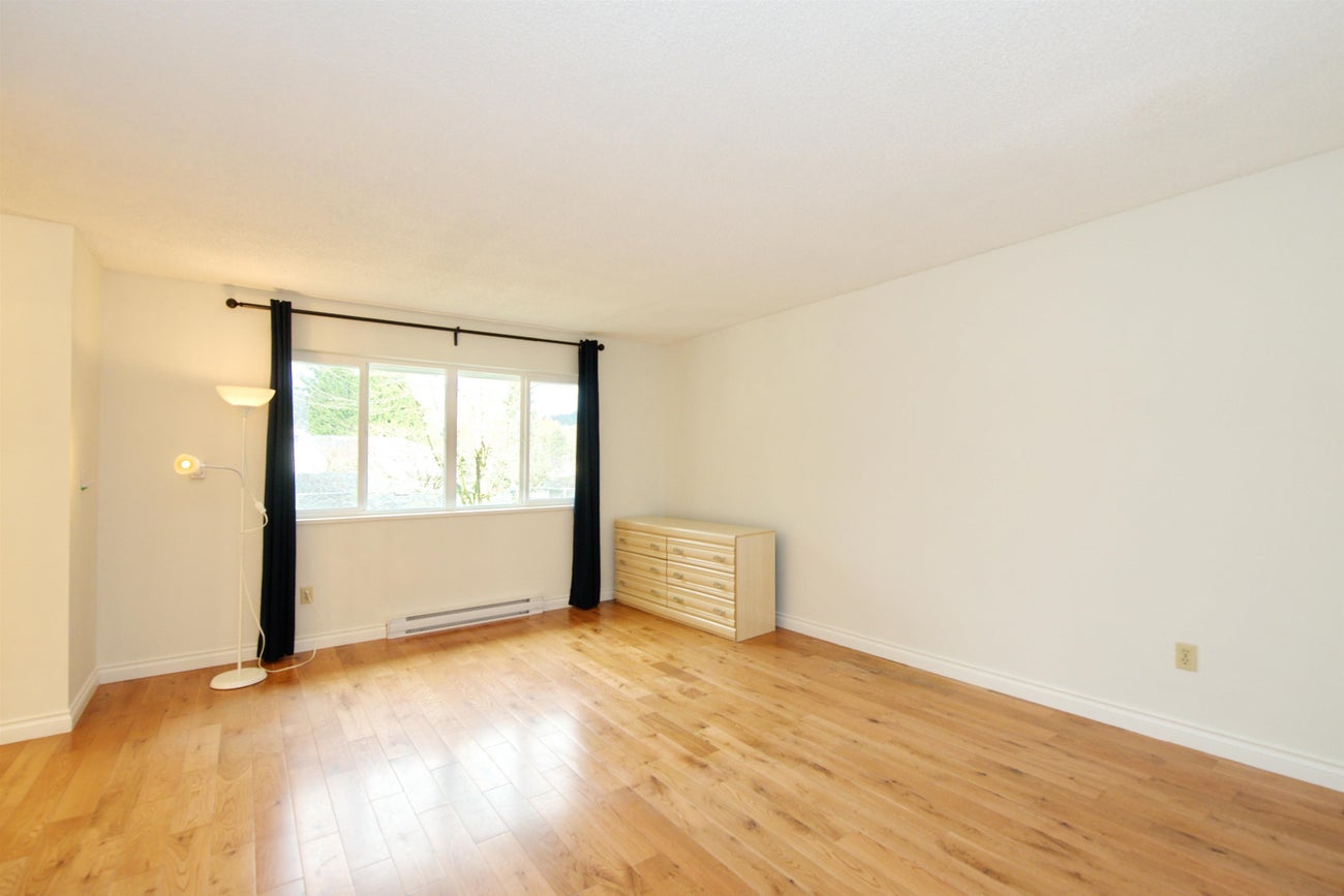 7203 Bridlewood Court - Simon Fraser Univer. Single Family Residence for Sale, 5 Bedrooms (R3104256)# - 19