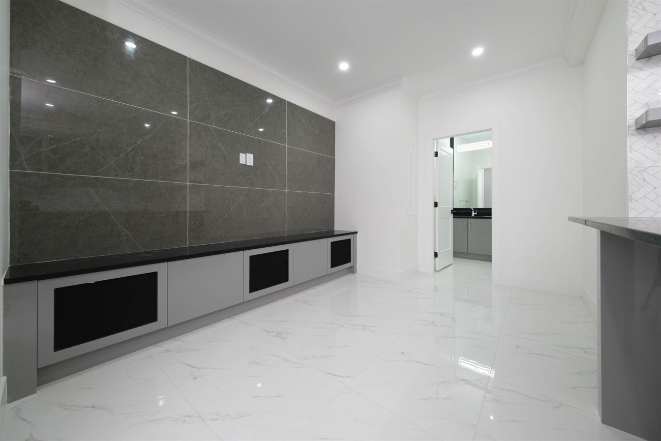 1100 Como Lake Avenue - Central Coquitlam single-family-residence for Sale, 10 Bedrooms (R3104257)# - 29