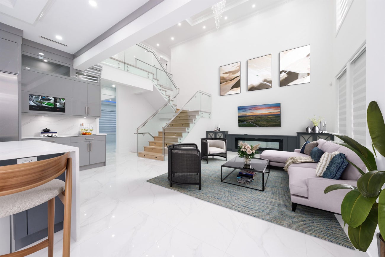 1100 Como Lake Avenue - Central Coquitlam single-family-residence for Sale, 10 Bedrooms (R3104257)# - 5