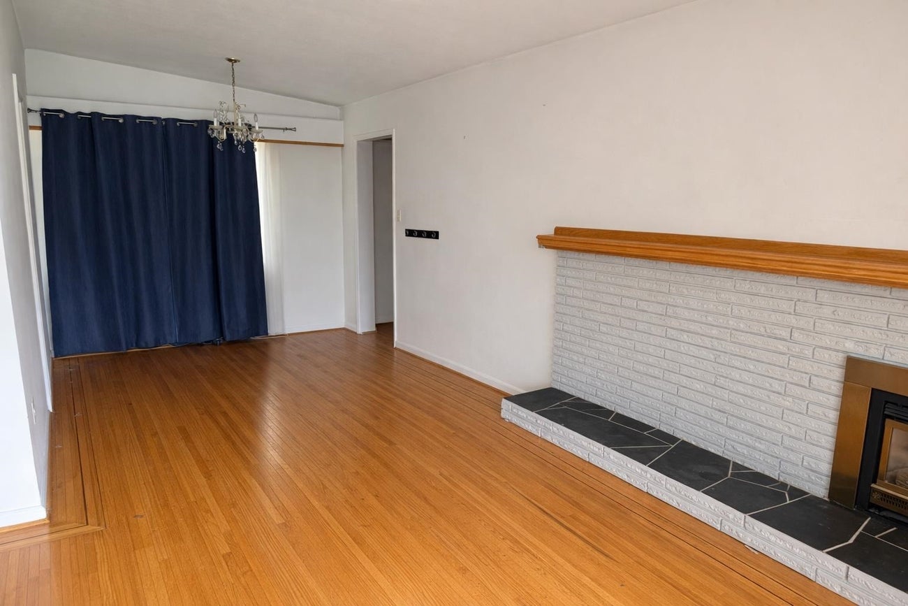 362 Seaforth Crescent - Central Coquitlam Single Family Residence for Sale, 3 Bedrooms (R3104308)# - 11