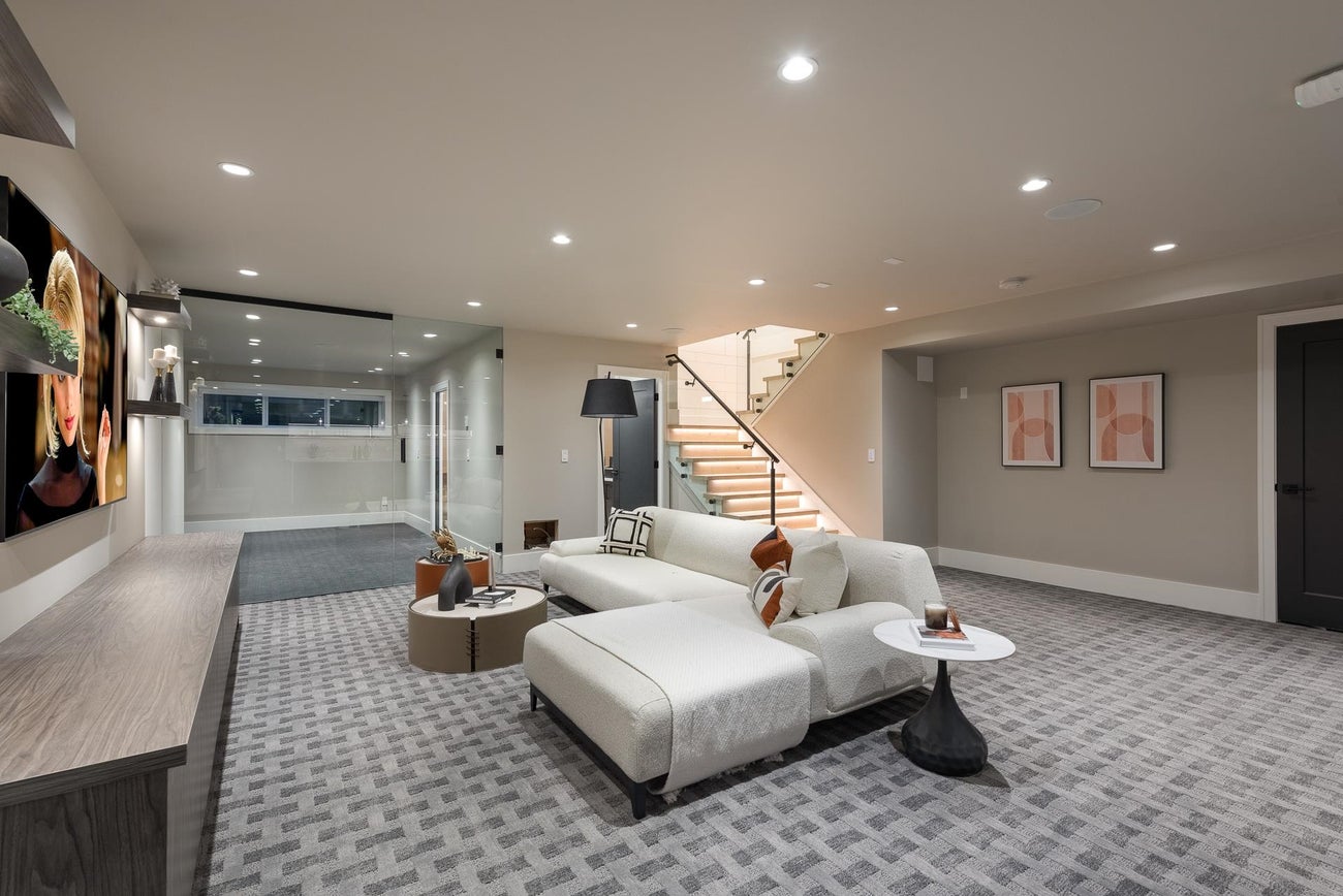 936 Poirier Street - Harbour Place single-family-residence for Sale, 6 Bedrooms (R3104827)# - 33