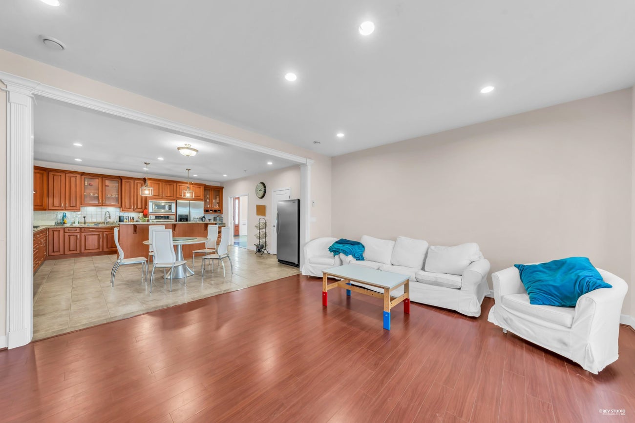 1877 Lemax Avenue - Central Coquitlam Single Family Residence for Sale, 5 Bedrooms (R3104911)# - 15