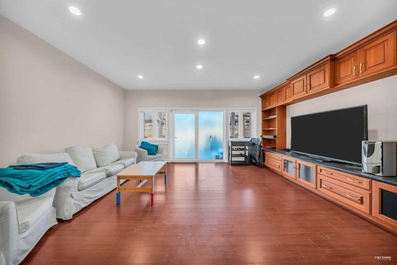1877 Lemax Avenue - Central Coquitlam single-family-residence for Sale, 5 Bedrooms (R3104911)# - 17