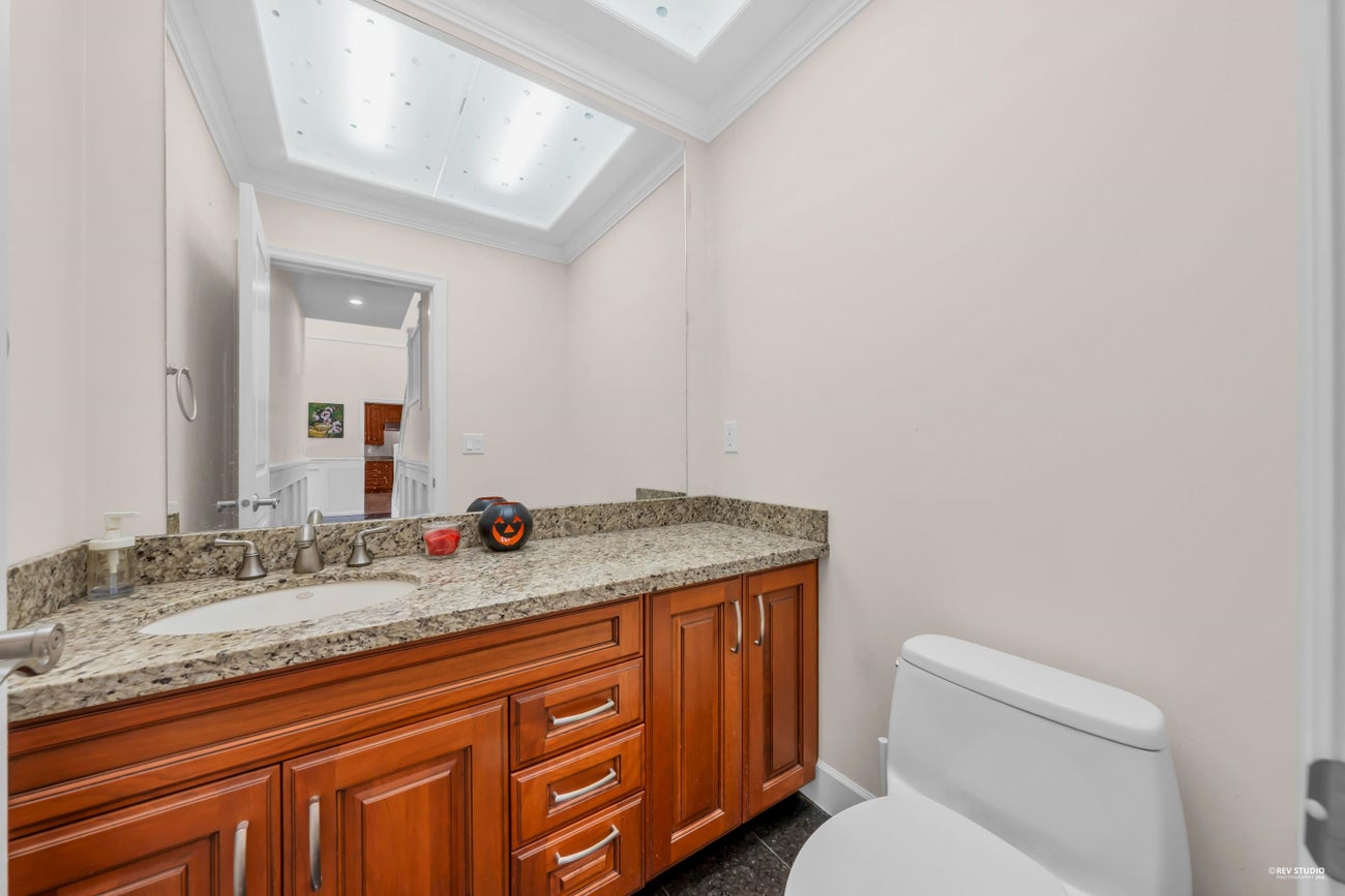 1877 Lemax Avenue - Central Coquitlam Single Family Residence for Sale, 5 Bedrooms (R3104911)# - 19