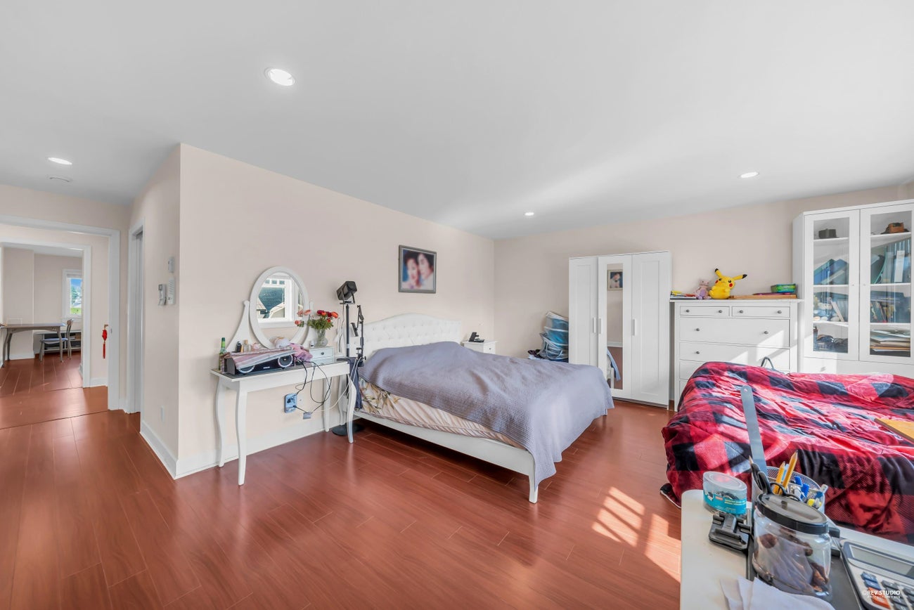 1877 Lemax Avenue - Central Coquitlam Single Family Residence for Sale, 5 Bedrooms (R3104911)# - 22