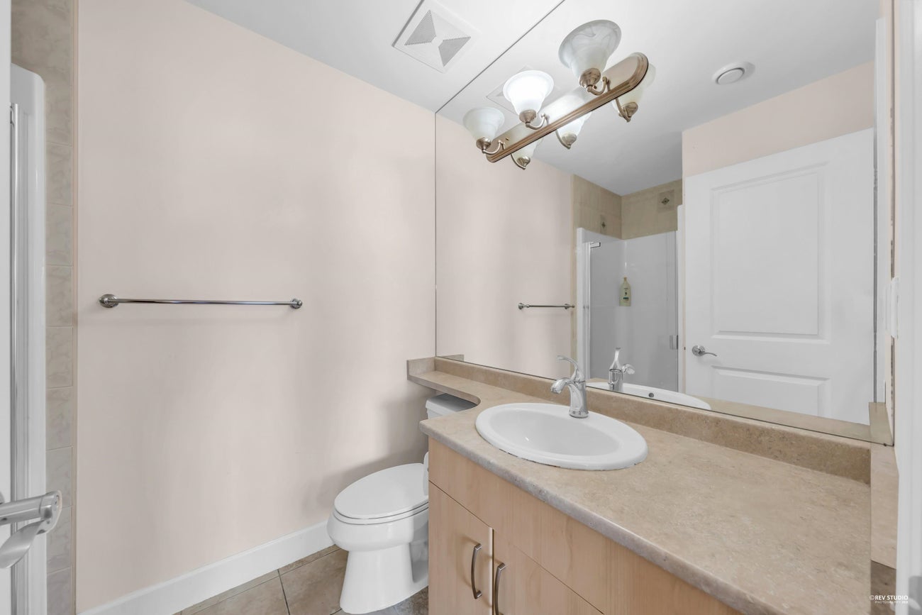 1877 Lemax Avenue - Central Coquitlam Single Family Residence for Sale, 5 Bedrooms (R3104911)# - 27