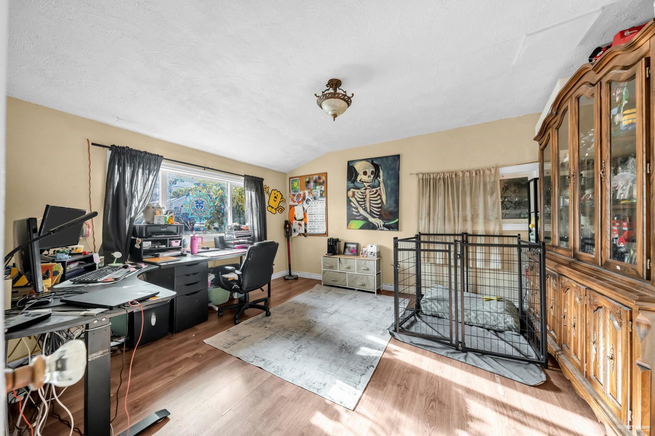 735 Lea Avenue - Coquitlam West Single Family Residence for Sale, 3 Bedrooms (R3105006)# - 18