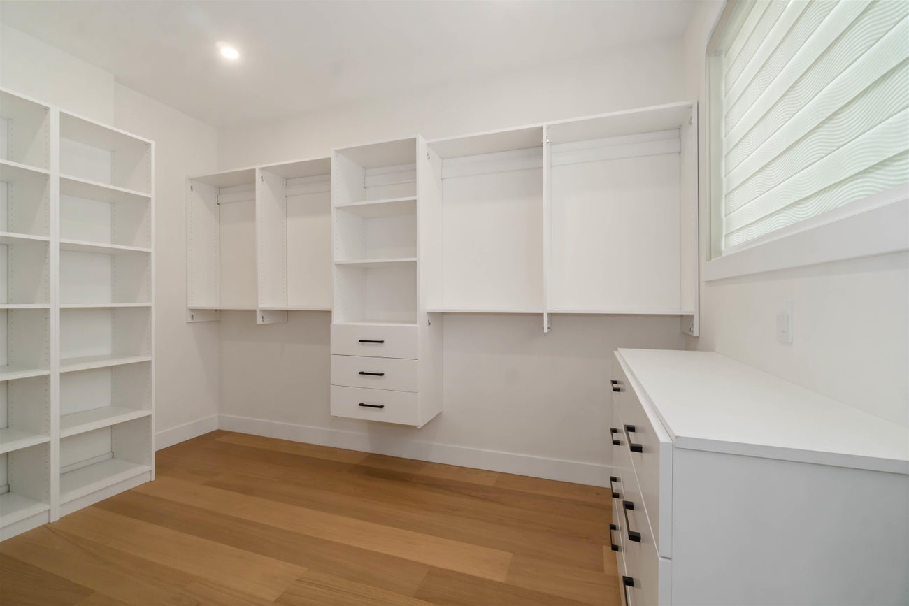 827 Atkins Street - Harbour Place single-family-residence for Sale, 8 Bedrooms (R3105275)# - 23