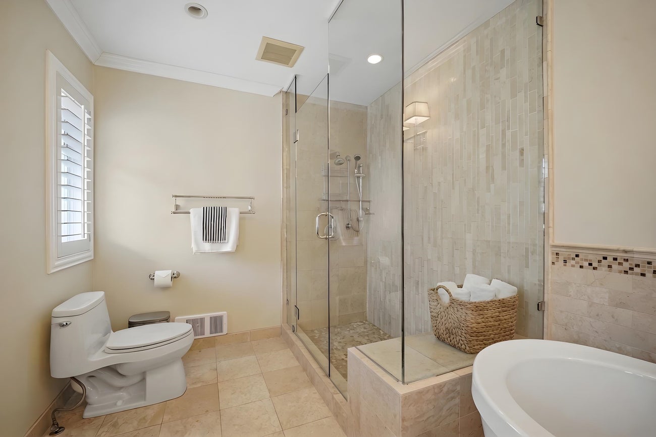 2780 Cultus Court - Coquitlam East Single Family Residence for Sale, 6 Bedrooms (R3105300)# - 20