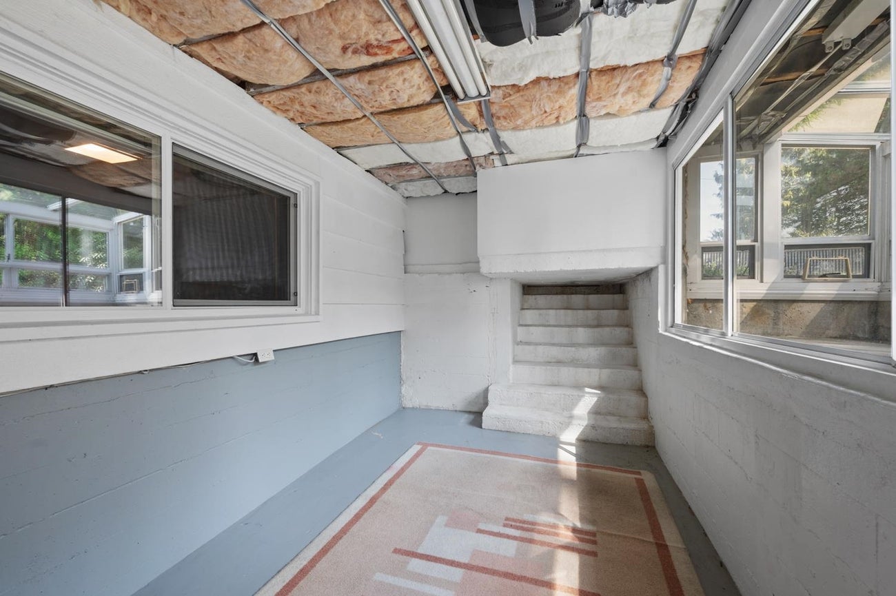 320 Walker Street - Coquitlam West Single Family Residence for Sale, 4 Bedrooms (R3105395)# - 22