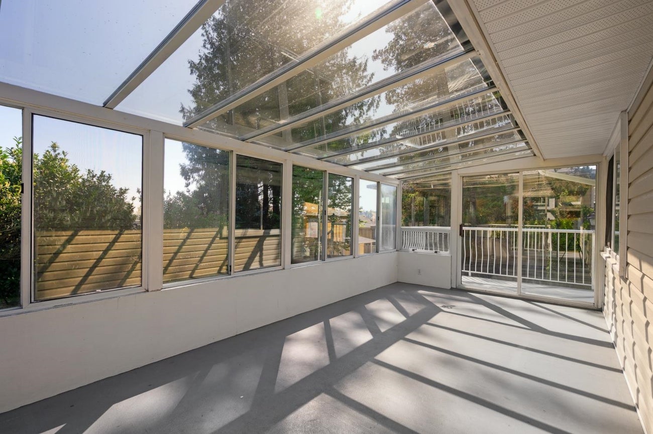 320 Walker Street - Coquitlam West Single Family Residence for Sale, 4 Bedrooms (R3105395)# - 25