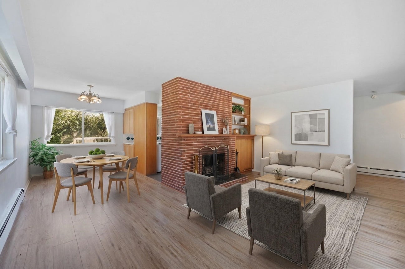 320 Walker Street - Coquitlam West Single Family Residence for Sale, 4 Bedrooms (R3105395)# - 3