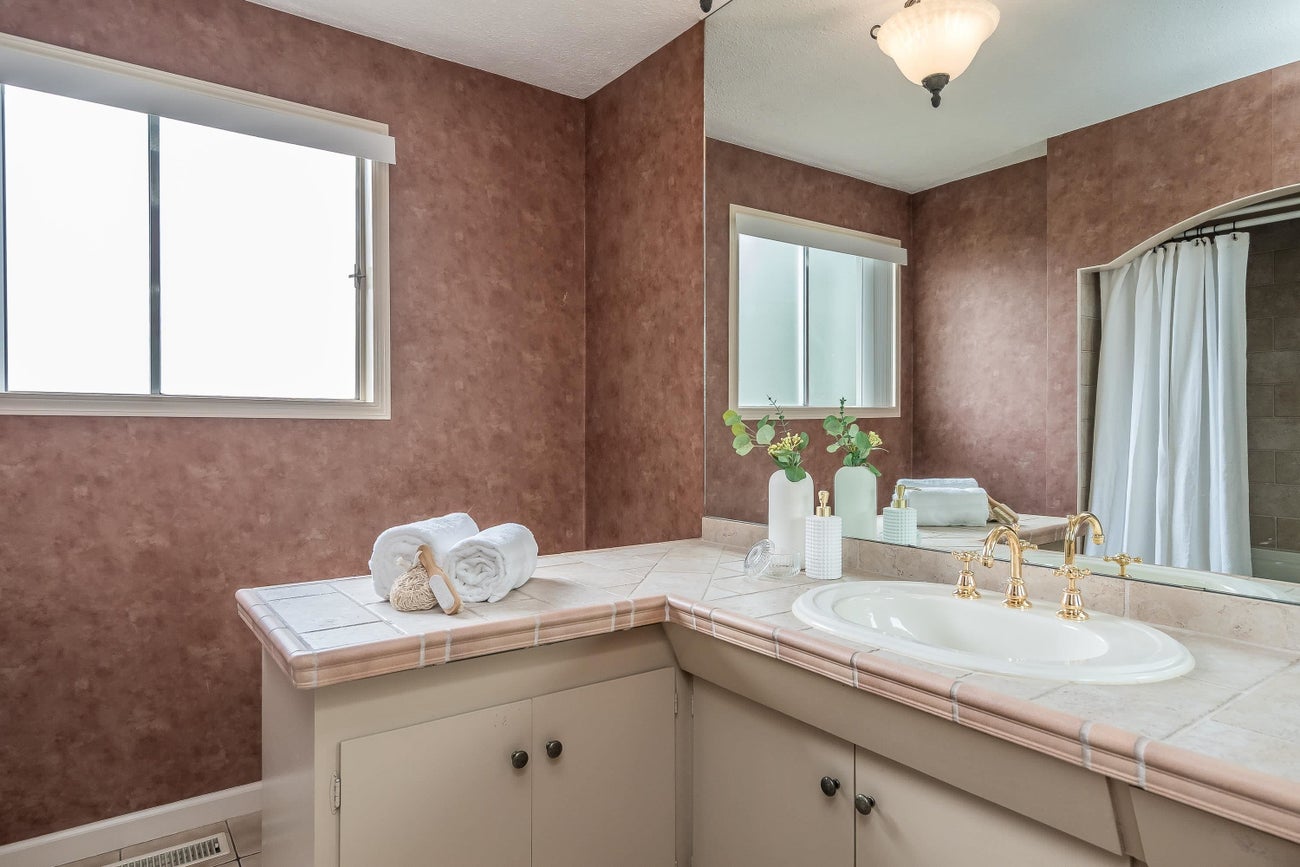 1168 Charland Avenue - Central Coquitlam single-family-residence for Sale, 4 Bedrooms (R3105447)# - 25