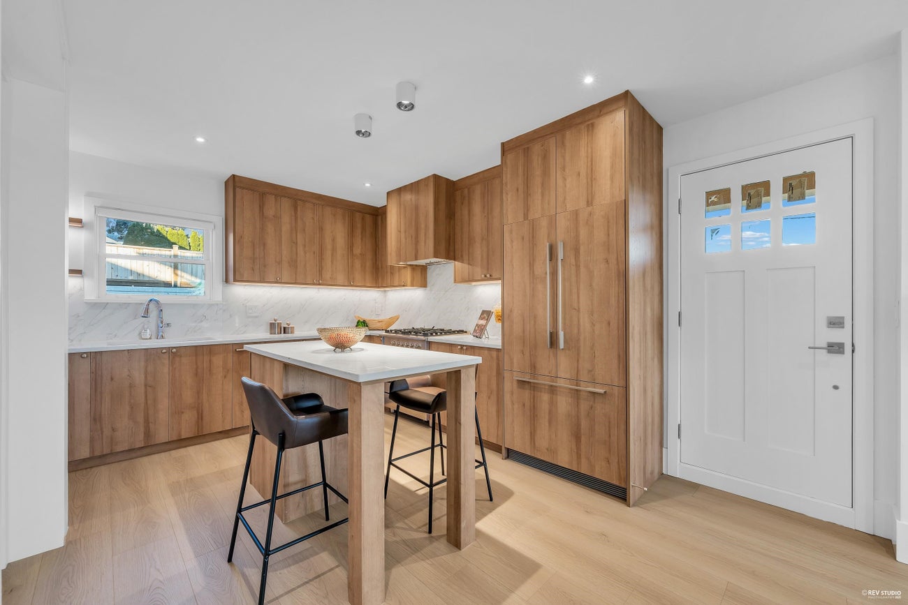 103 - 1125 Cartier Avenue - Maillardville Single Family Residence for Sale, 6 Bedrooms (R3105478)# - 5 103 - 1125 Cartier Avenue - Maillardville Single Family Residence for Sale, 6 Bedrooms (R3105478)# - 5