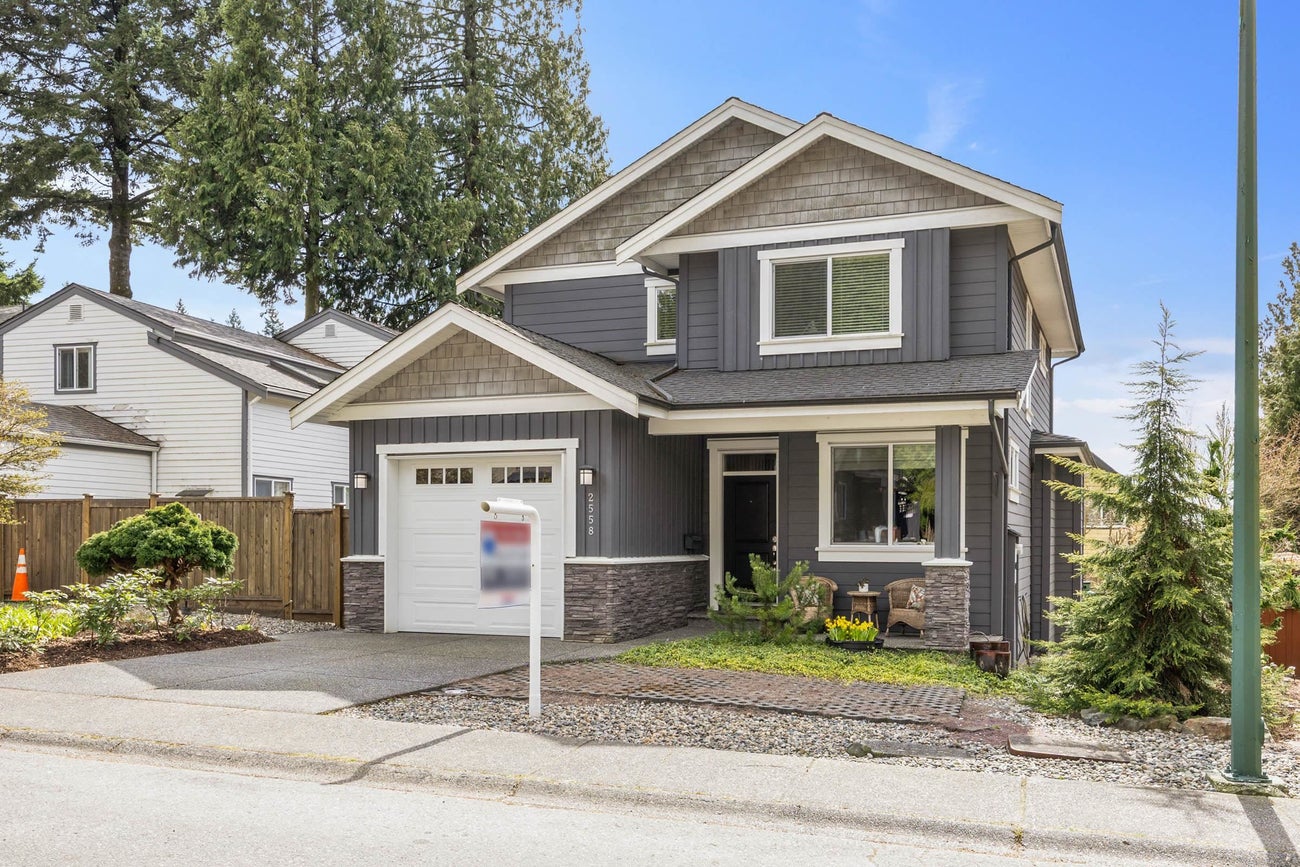 2558 Burian Drive - Coquitlam East Single Family Residence for Sale, 3 Bedrooms (R3105558)# - 36
