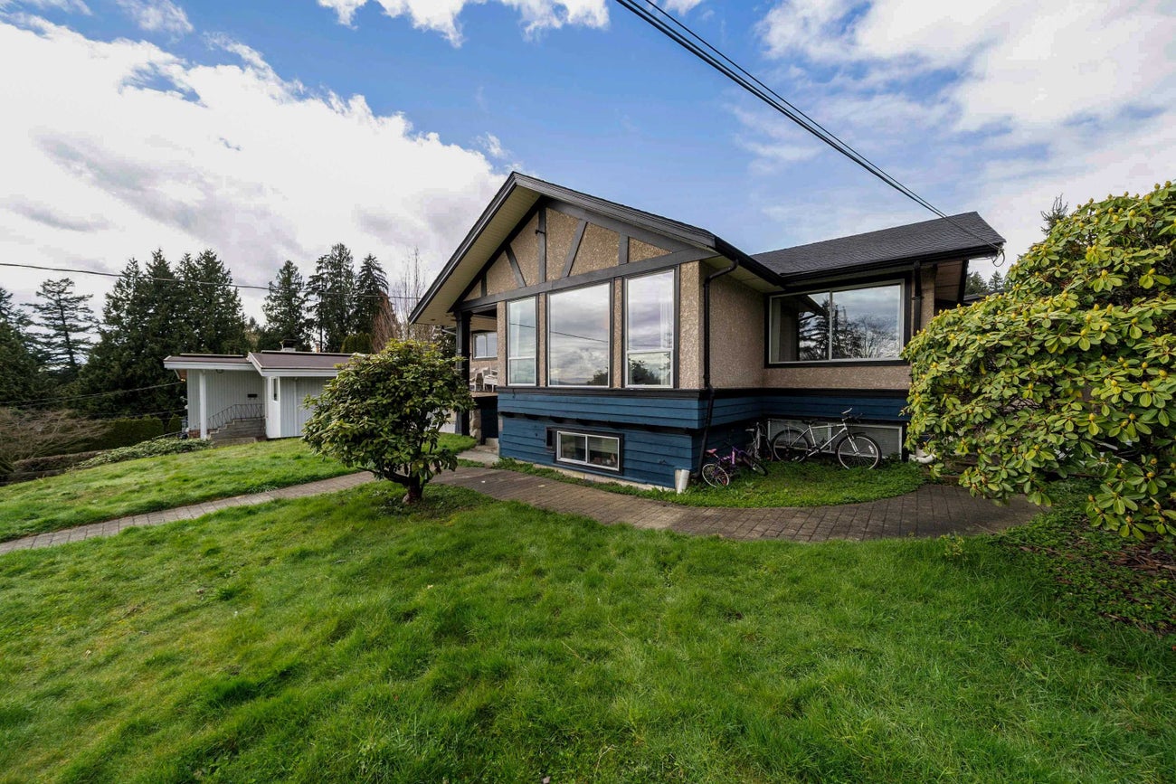 360 Seaforth Crescent - Central Coquitlam single-family-residence for Sale, 4 Bedrooms (R3105658)# - 3 360 Seaforth Crescent - Central Coquitlam single-family-residence for Sale, 4 Bedrooms (R3105658)# - 3