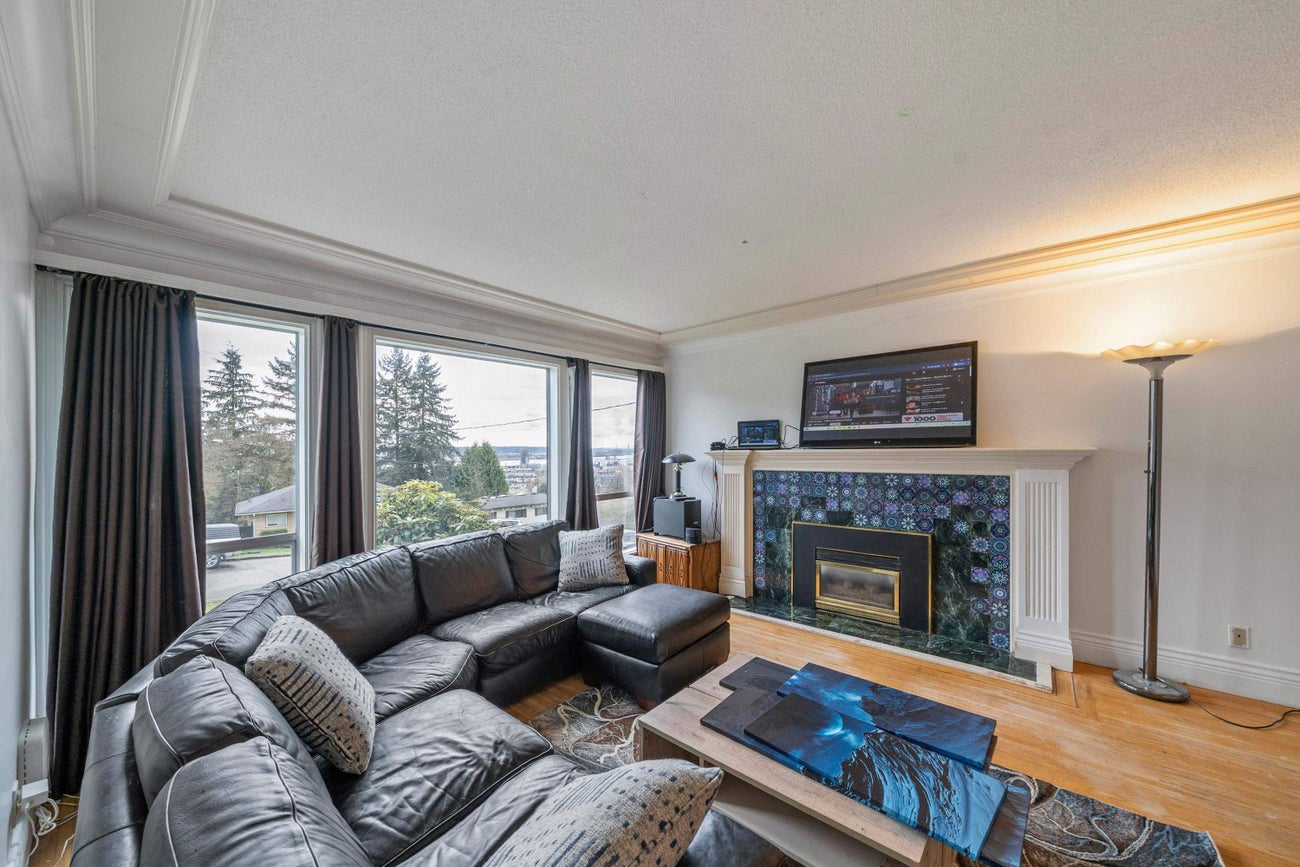 360 Seaforth Crescent - Central Coquitlam single-family-residence for Sale, 4 Bedrooms (R3105658)# - 9