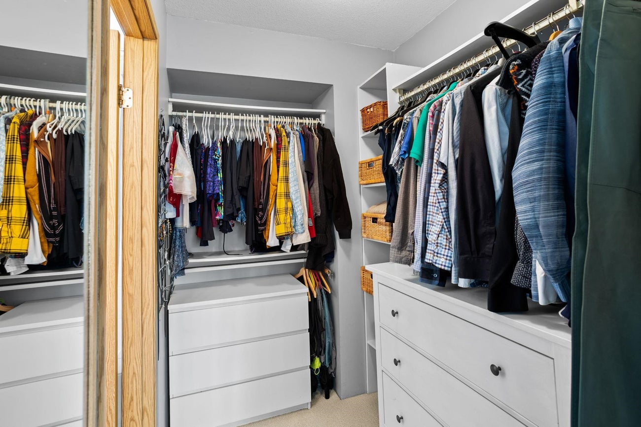 2983 Walton Avenue - Canyon Springs Single Family Residence for Sale, 3 Bedrooms (R3105682)# - 14