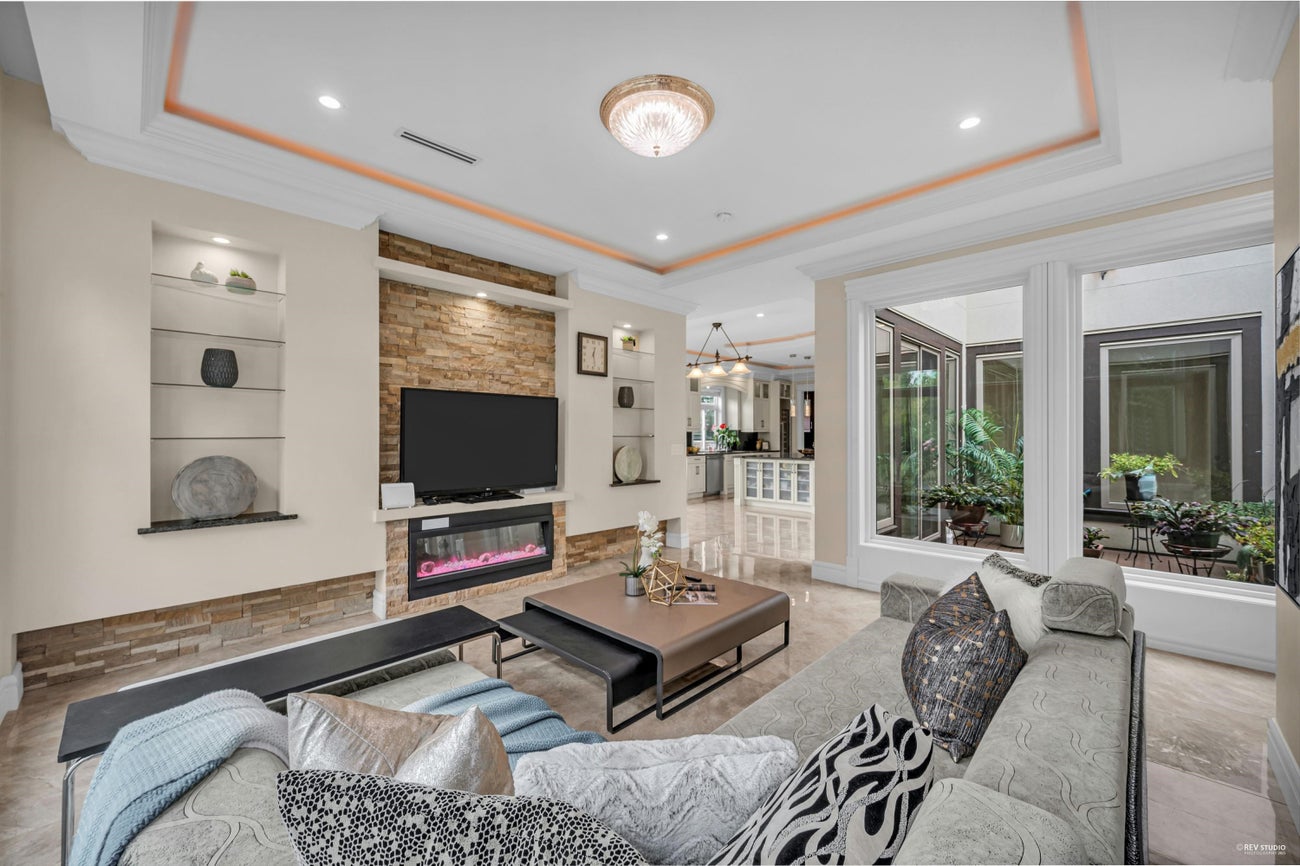 3601 Lynndale Crescent - Government Road Single Family Residence for Sale, 9 Bedrooms (R3106492)# - 12