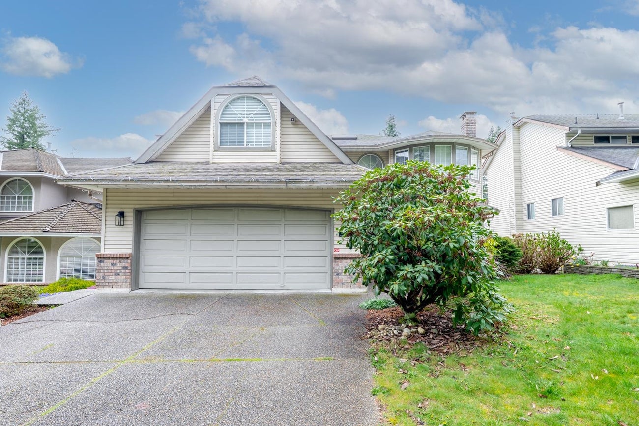 418 Balfour Drive - Coquitlam East Single Family Residence for Sale, 7 Bedrooms (R3106500)# - 1