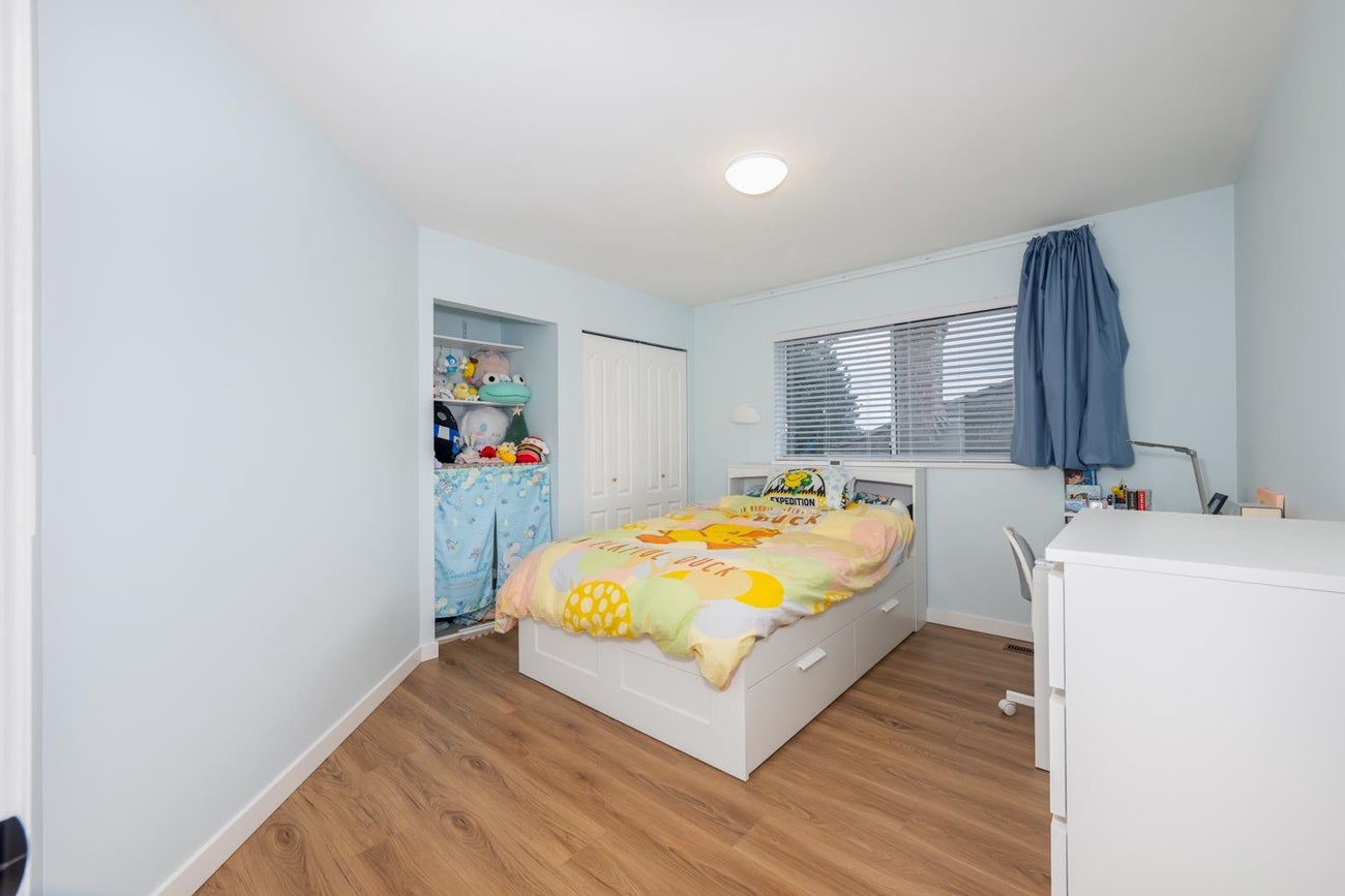 418 Balfour Drive - Coquitlam East Single Family Residence for Sale, 7 Bedrooms (R3106500)# - 23